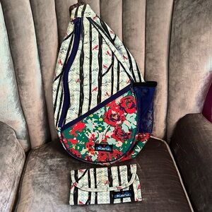 Kavu Paxton Pack Rope Sling Crossbody Bag & Wallet-Red Birds